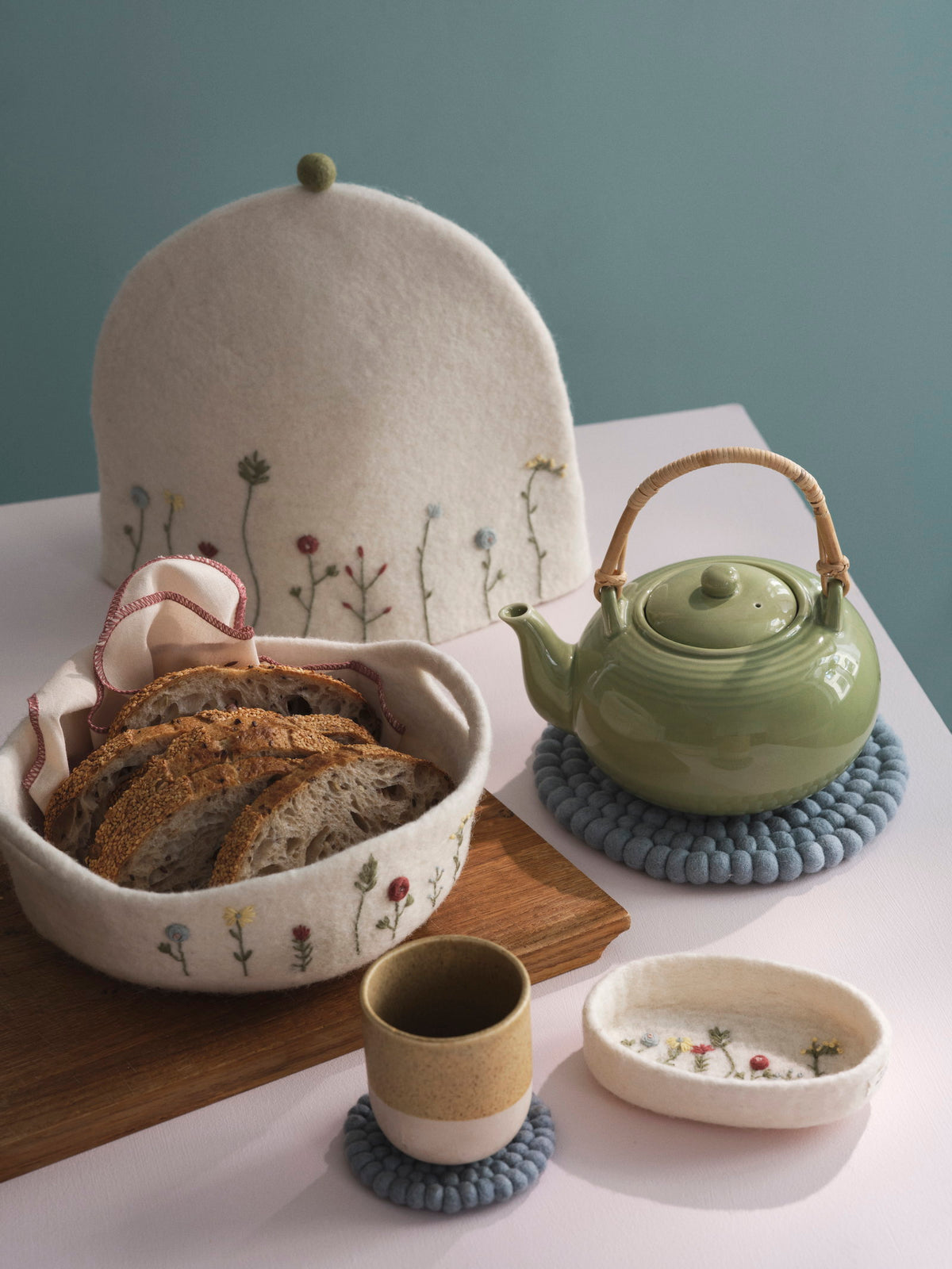 Tea cozy with embroidery