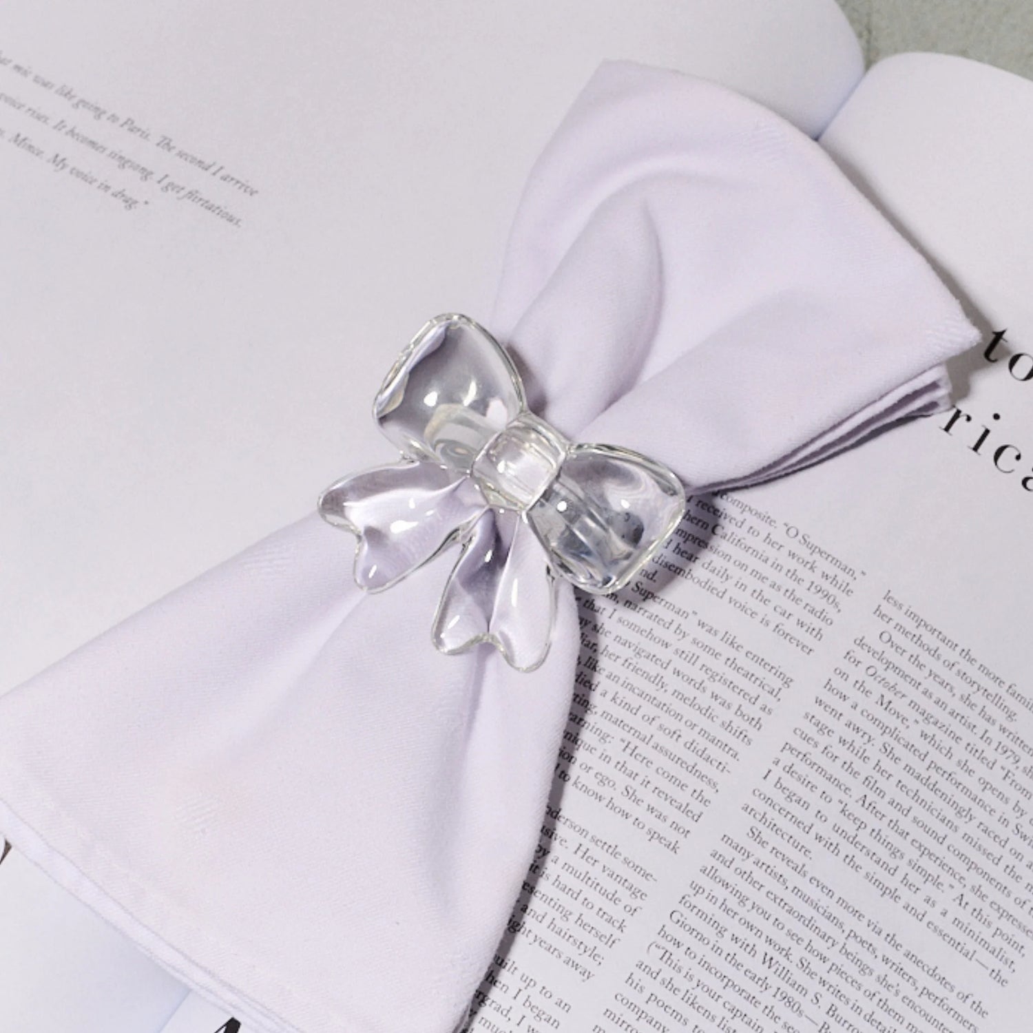 Glass napkin rings with bows - set of 4