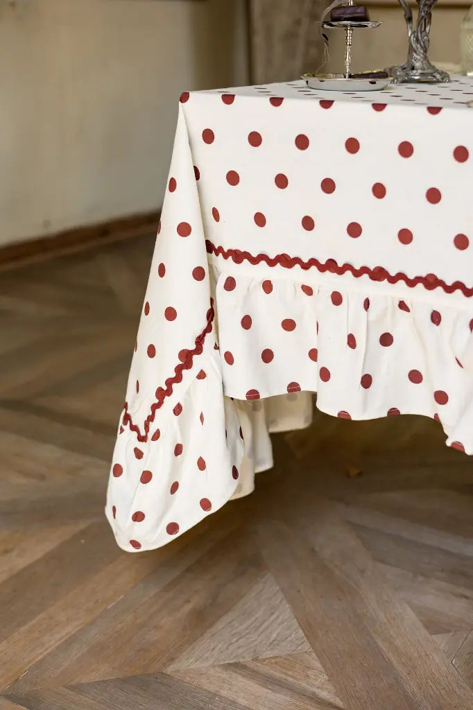 Paulette Brown tablecloth with brown polka dots