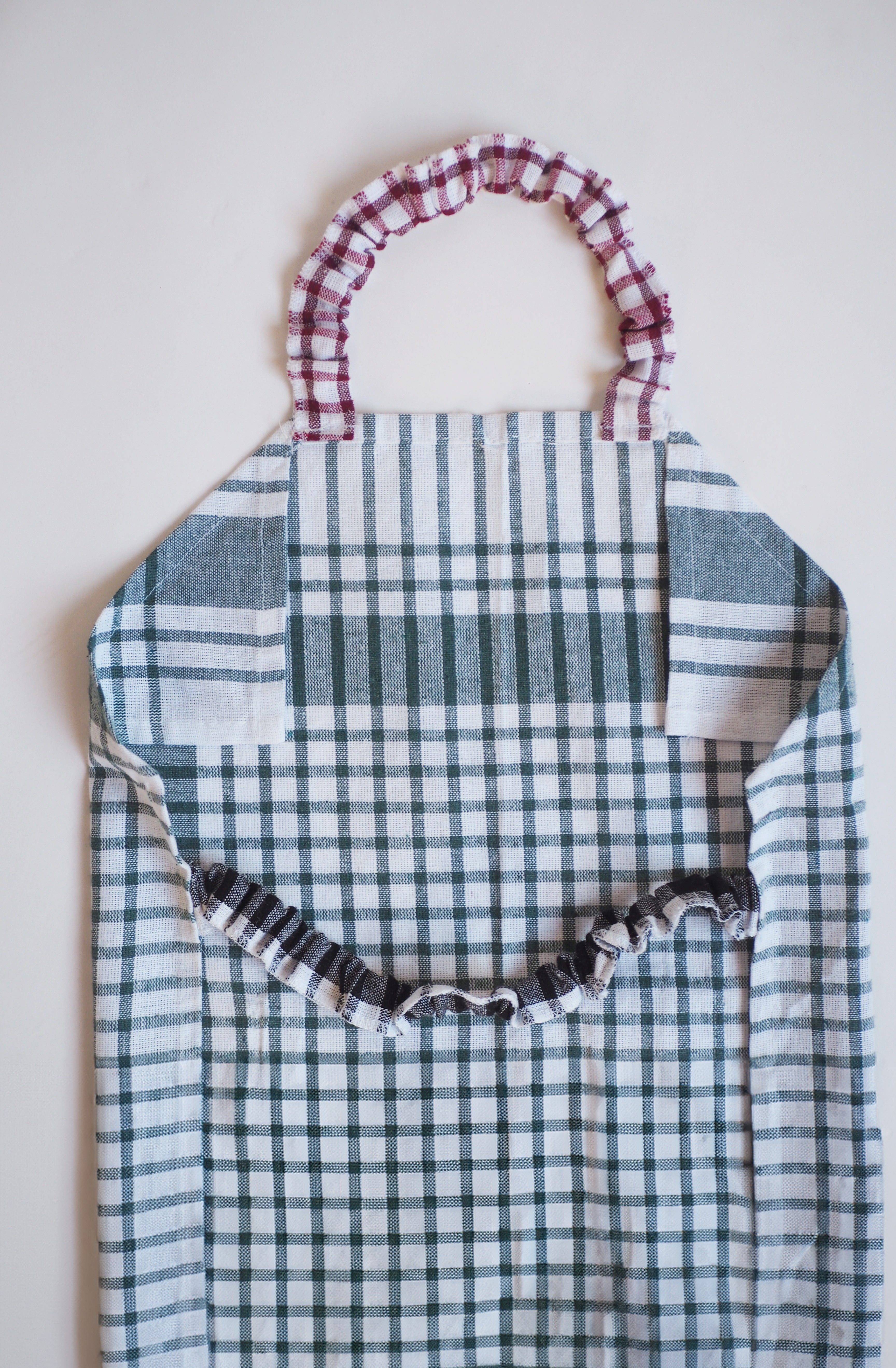Children's apron
