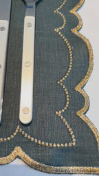 Letizia Vlekwerende Linnen Placemat 50 x 35 - Groen met gouden randje