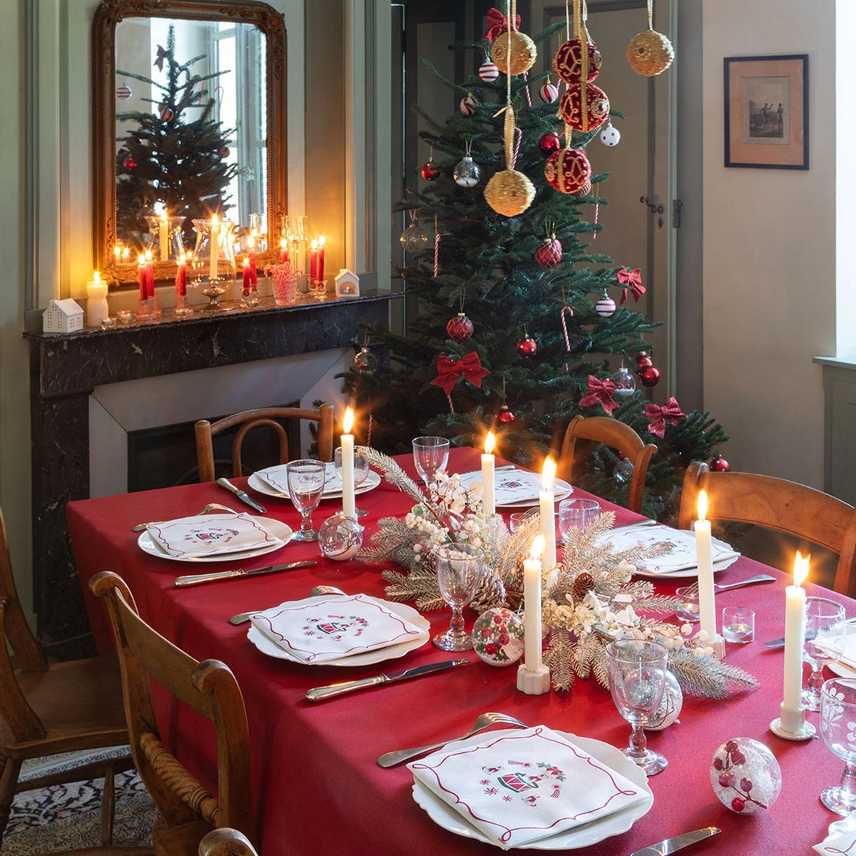 Paper Christmas and winter napkins 40x40